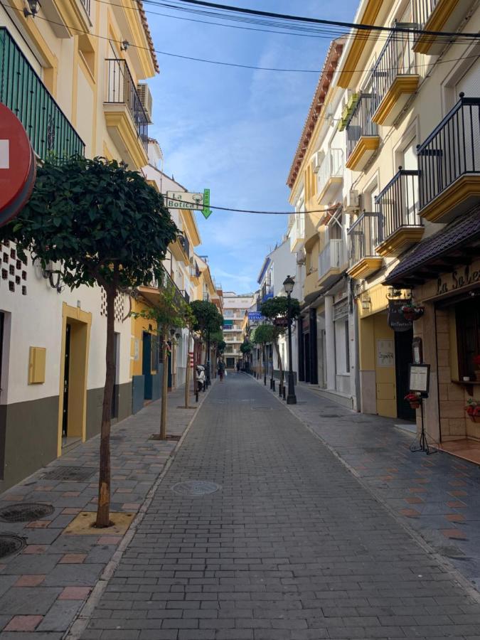 Iceberg Luxury Fuengirola Parking Gratuito Exterior photo